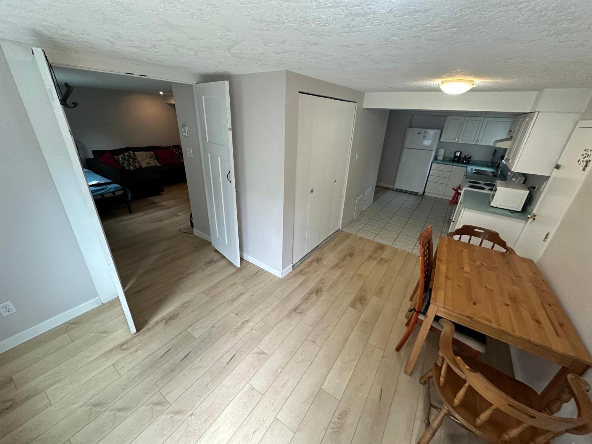 ויקטוריה Artistic Apartment Near Downtown מראה חיצוני תמונה