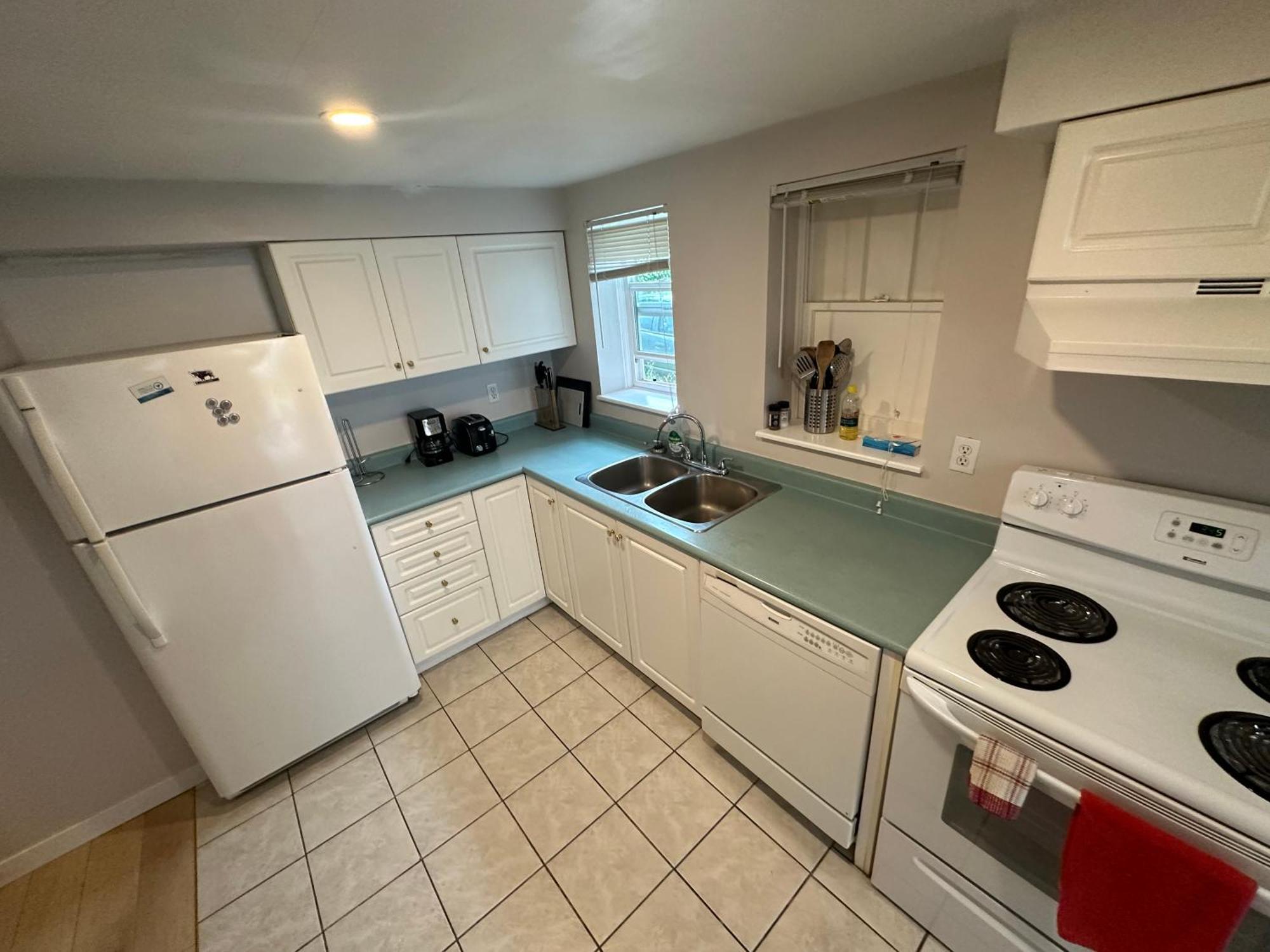 ויקטוריה Artistic Apartment Near Downtown מראה חיצוני תמונה