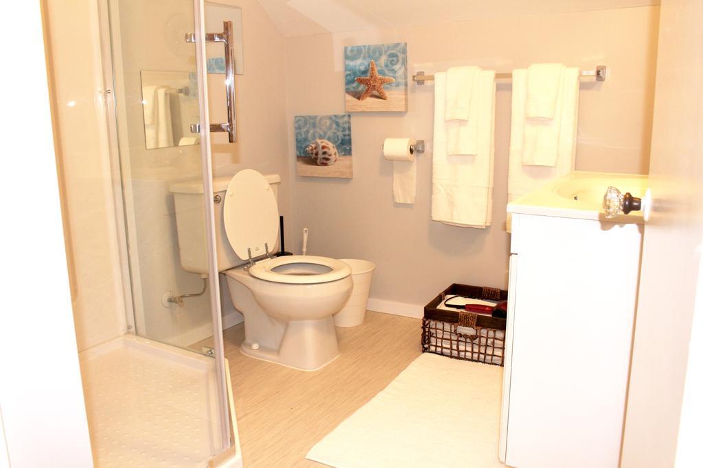 ויקטוריה Artistic Apartment Near Downtown מראה חיצוני תמונה